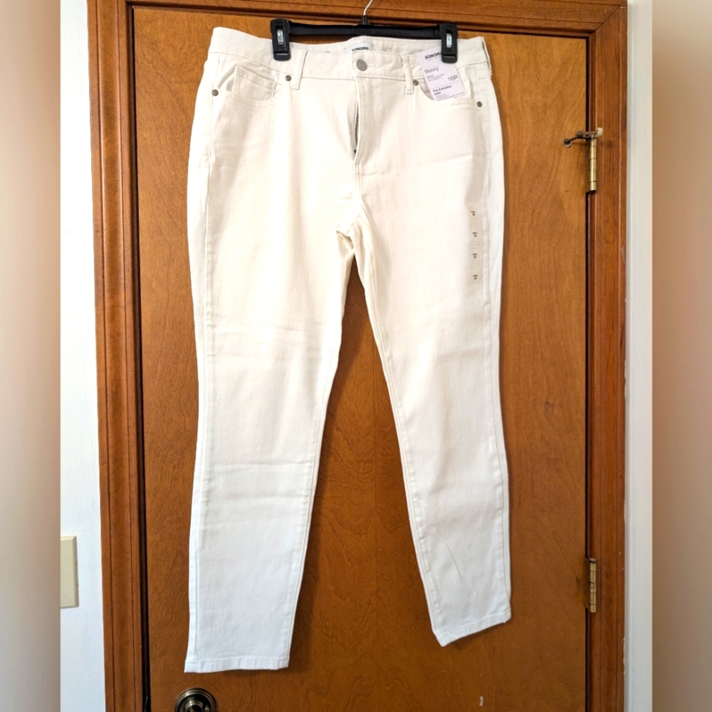 Women's White Jeans